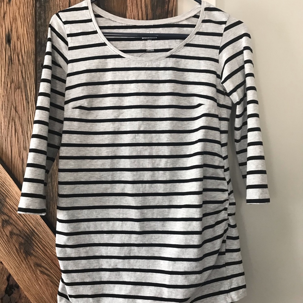 Women’s Striped Scoop Neck Top - Black & White